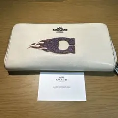 COACH 長財布 ホワイト ファイヤーパターン