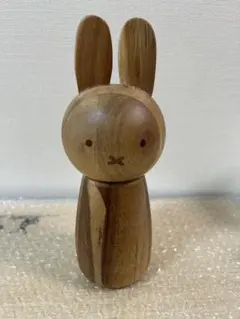 Item thumbnail for item 1e6eadeb-a1a5-41bf-8567-dcc8ff60f6a9