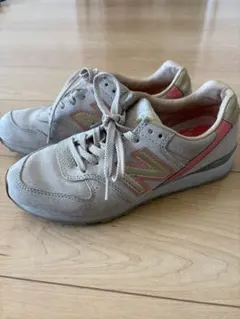 New Balance スニーカー ベージュ/ピンク