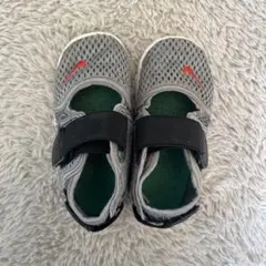 Nike ベビーサンダル リフト　13cm