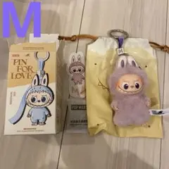 ラブブ イニシャル labubu PIN FOR LOVE M