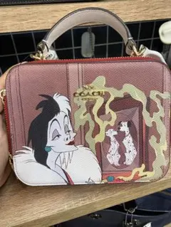 COACH クルエラ・ド・ヴィル ショルダーバッグ