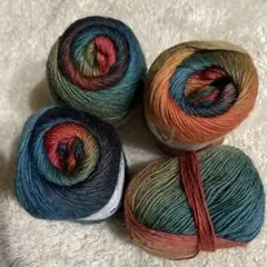 グラデーションウール　グリーンオレンジ系180g