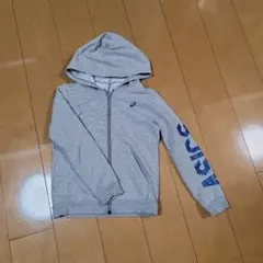 ASICS グレー フード付きパーカー 　１４０