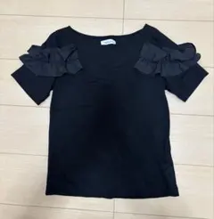 Rew de Rew ブラック フリル半袖Tシャツのサムネイル