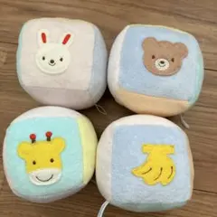 布製 知育キューブ 4個セット ミキハウス　日本製のサムネイル