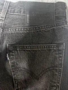 Levi's ブラックデニムパンツ バンダナパターン