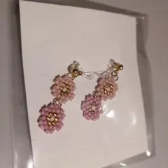 花形ビーズイヤリング ピンク