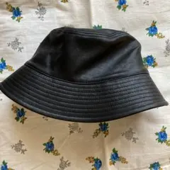 niko andバケットハット