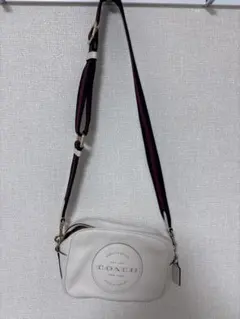 COACH ホワイトレザーショルダーバッグ