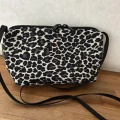 エルベシャプリエ　スクエアショルダー　パンサーのサムネイル