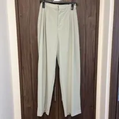 メイソングレイ　ライトグリーン ワイドパンツ