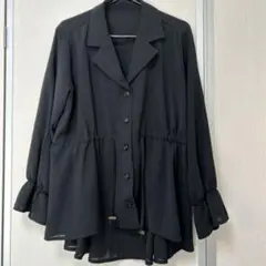 CECIL McBEE ブラック 長袖シャツ ブラウス フレア 裾フリルのサムネイル