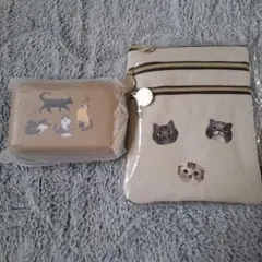 カルディ　猫の日バッグ　3段マルチポーチ、ガジェットケースセット