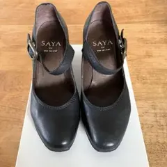SAYA par pas de chat パンプス ブラック 皮製 ストラップのサムネイル