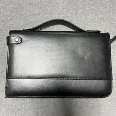 ブラック クラッチバッグ