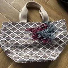 Item thumbnail for item 082de9d4-2404-4c7a-b173-e95e773dd4d3