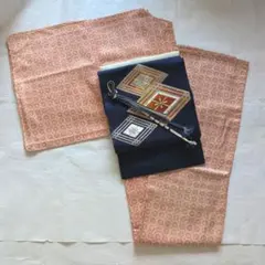 小紋単衣【アイボリー×朱橙×蜀江文様】名古屋帯/帯締め/帯揚げのサムネイル