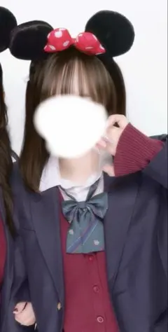 赤 カーディガン 制服