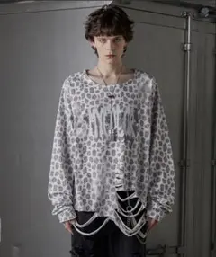 【grancy】総柄ラインストーングラフィックロンT グランシー　白レオパード