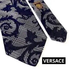美品☆Versace ヘアバンド スカーフ柄 カチューシャ☆C63 - メルカリ