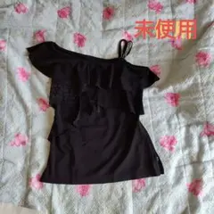 ワンショルダー風プルオーバー フリル