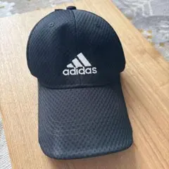 adidas メッシュキャップ 黒