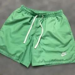 NIKE ナイキ ウーブン ショートパンツ　ハーフパンツ Lサイズ