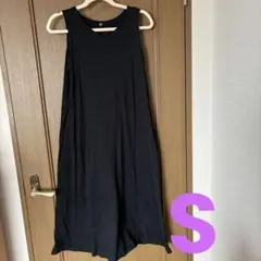 UNIQLO ノースリーブワンピース S ブラック　S