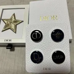 クリスチャンディオール　ピンバッジ　セットのサムネイル