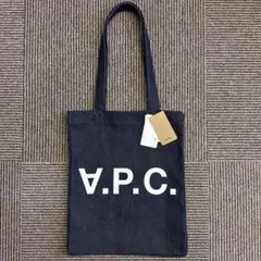 Item thumbnail for item f7da9ffe-7495-467f-8802-b771e818e351