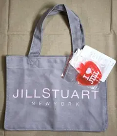 【新品】JILLSTUART NEW トートバッグ S りんごバッチ付き グレー