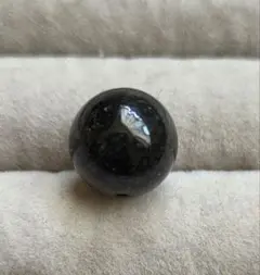 数量限定！虹入り！漆黒】最強魔除け 天然石 モリオン 丸玉34 - メルカリ