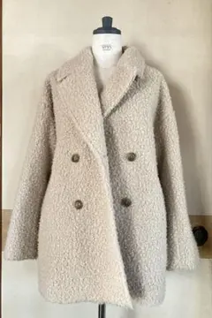 クリーム色 ダブルブレスト ボアジャケット　ニコアンド　ボアコート
