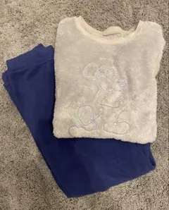 ミッキーマウス フリースパジャマセット 140