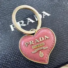 PRADA サフィアーノレザー キーリング ピンク - メルカリ