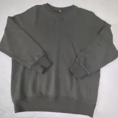 キッズ　GU　長袖トレーナー　色オリーブグリーン　140cm