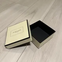 Jo Malone ギフトボックス クリーム/ブラック　空箱