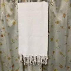 ホワイト 大判ストール　お値下げ