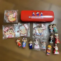 ペコちゃん　ペンケース　ラバーキーホルダー　フィギュアチャーム　レトロのサムネイル