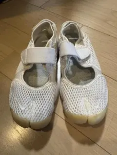 【最低価格】NIKE ナイキ エア リフト 23cmのサムネイル