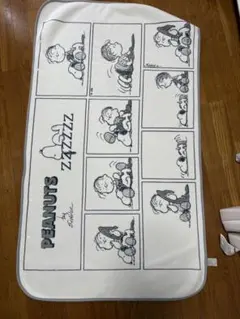 PEANUTS スヌーピー ブランケット　ユニクロ　ユニクロ　グレー　膝掛け