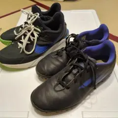 アディダス　サッカートレーニングシューズとナイキ運動靴　2足セット