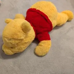 プーさん　抱き枕　ディズニーリゾート　ディズニー　ぬいぐるみ　寝そべり