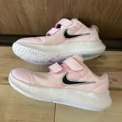 Nike ピンク ベルクロ スニーカー