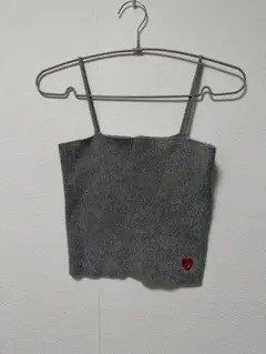 グレー リブ編み キャミソール 赤いハート刺繍のサムネイル
