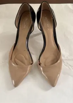 ZARA ベージュ・黒 ポインテッドトゥ ハイヒール