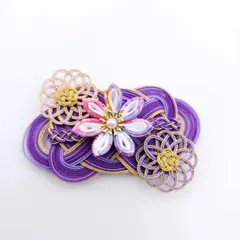 おめかし帯留め　【パープル】　曼荼羅結びのお花を添えて