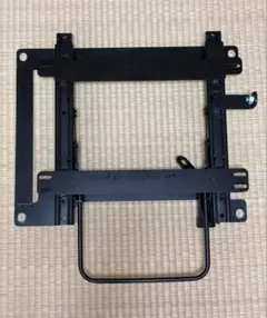 液晶テレビ用東芝壁取付チルト金具 FPT-TA11B - メルカリ