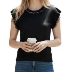 Té chichi フリル袖 ビジュー付きノースリーブニット　Mサイズ ブラックのサムネイル